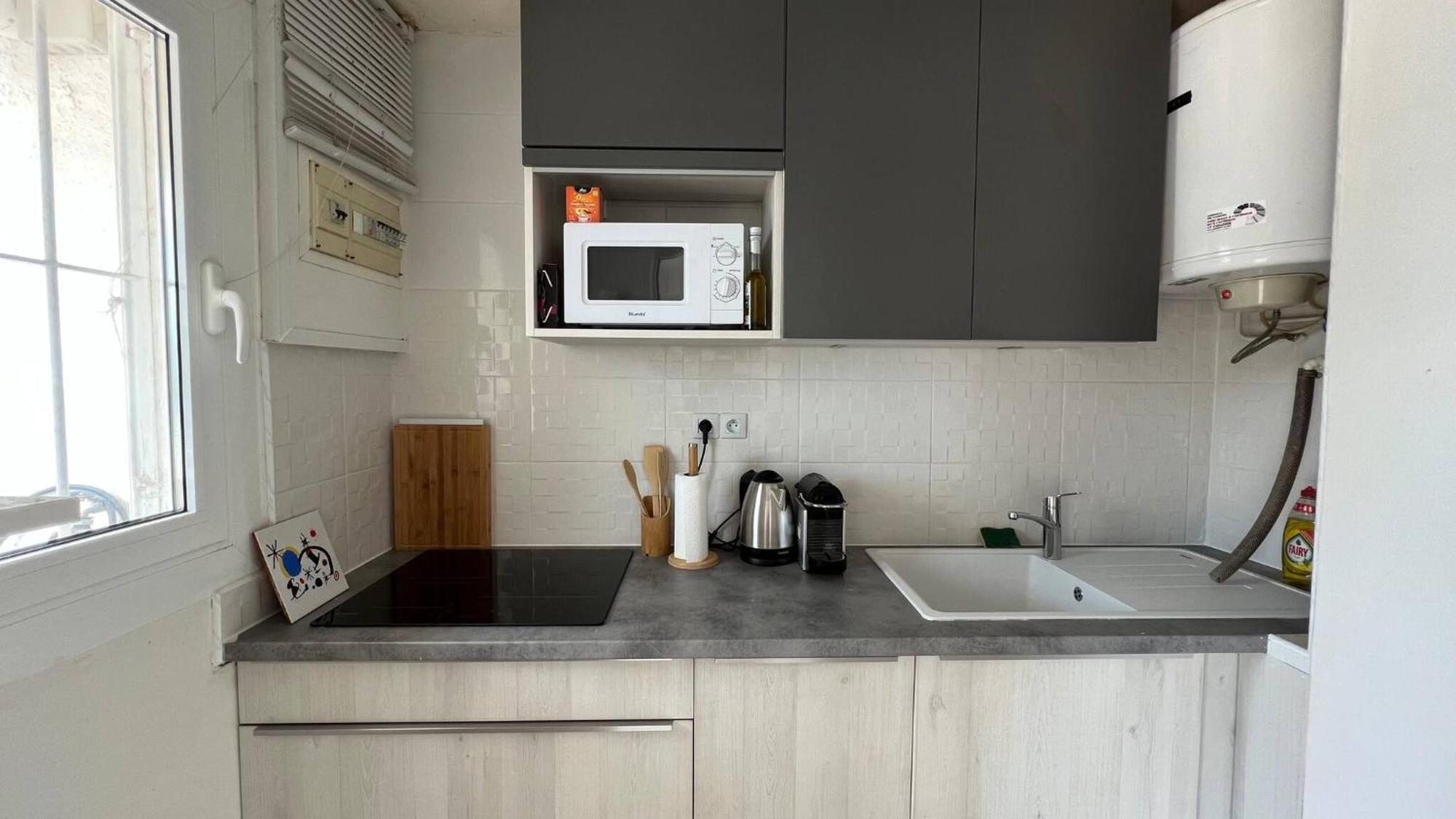 Precioso Apartamento Moderno En Primera Linea Del Mar Av-11 Roses Exterior photo